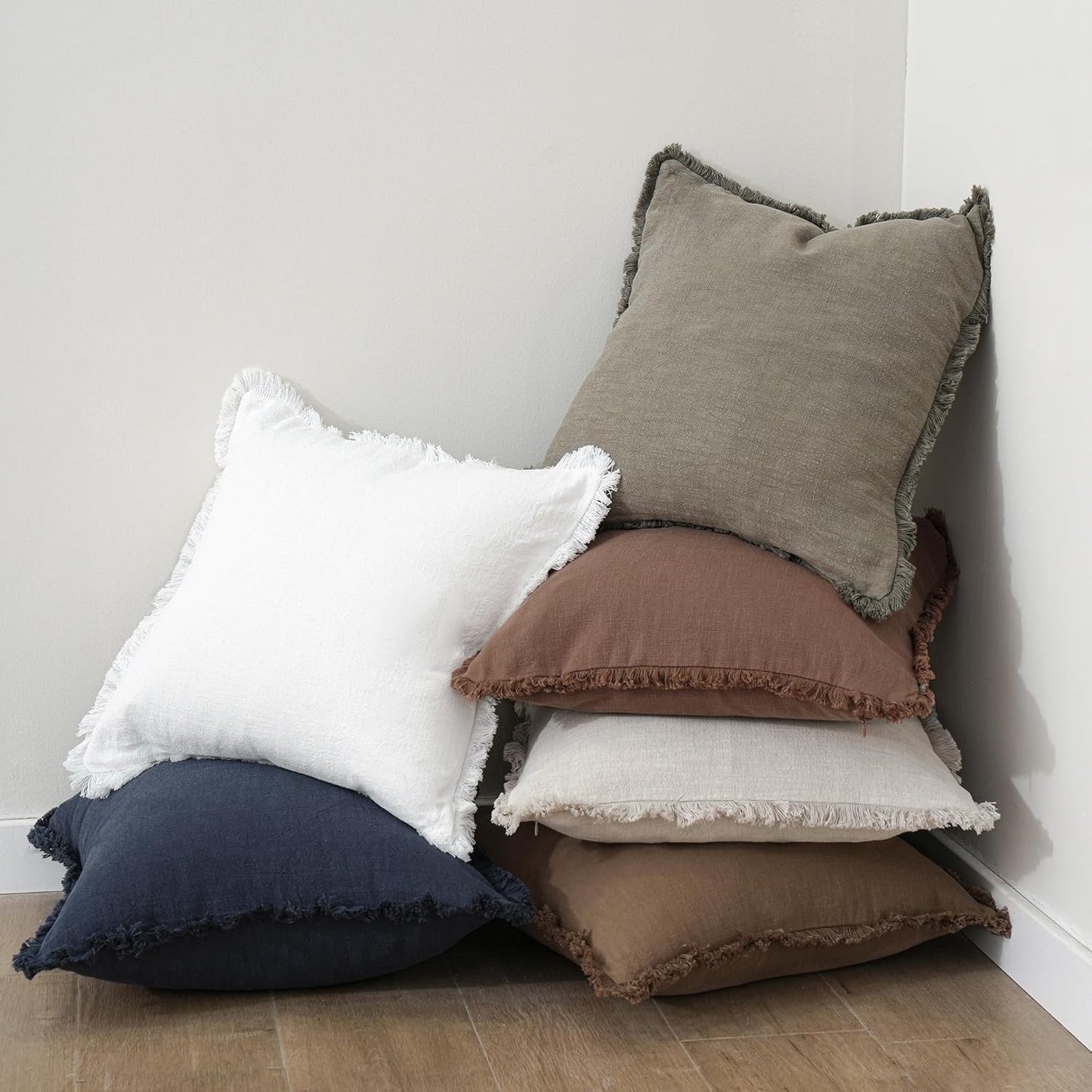 Foindtower Decorative Linen Fringe Lumbar Throw Pillow Covers Cozy Boho Farmhouse Cushion Cover with Tassel Soft Accent Pillowcase for Sofa Bed Living Room Home Decor, 12×20 Inch, 1PC, Navy Blue