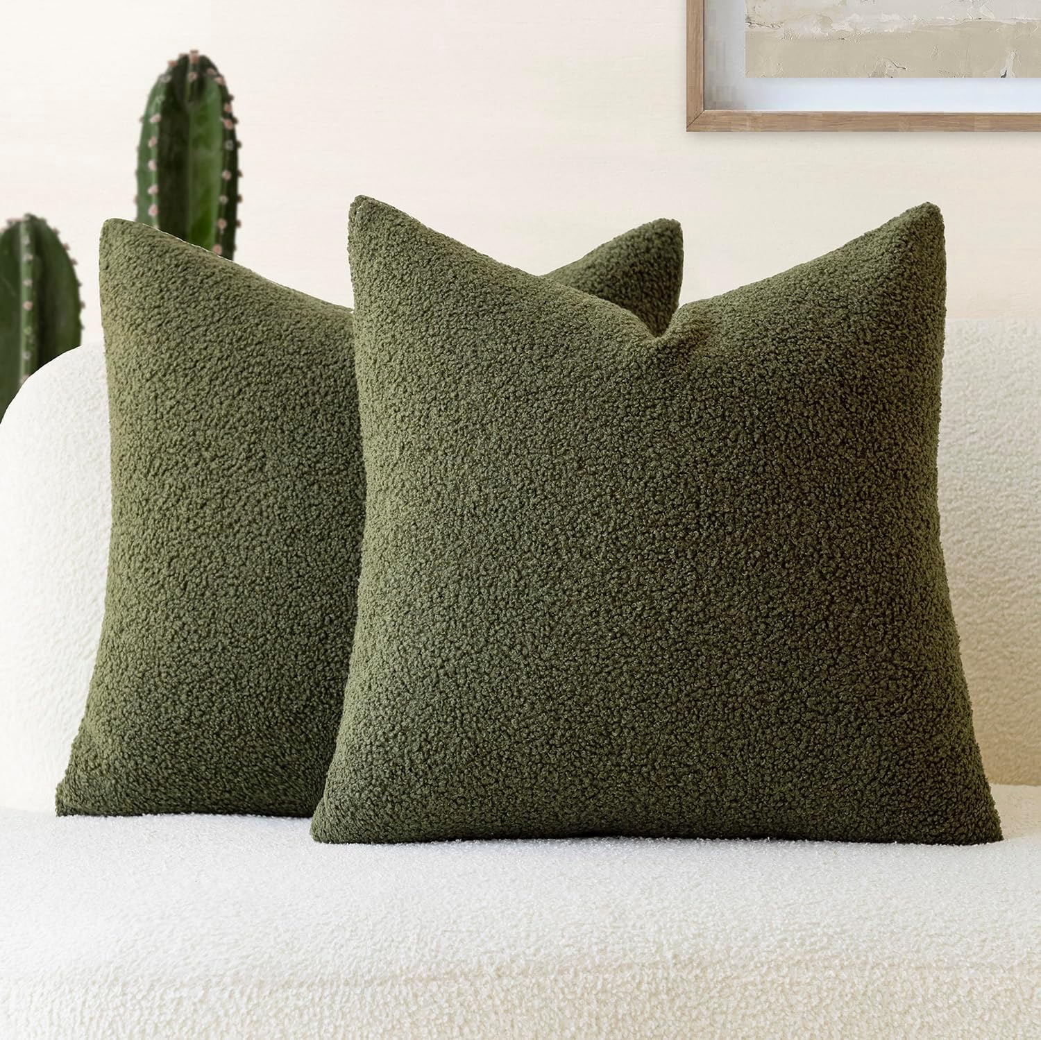 Foindtower Pack of 2, Curly Faux Fur Decorative Throw Pillow Covers Soft Plush Cushion Case with Zipper Cozy Fluffy Boho Pillowcase for Home Living Room Couch Bed Sofa 18 x 18 Inch, Moss Green