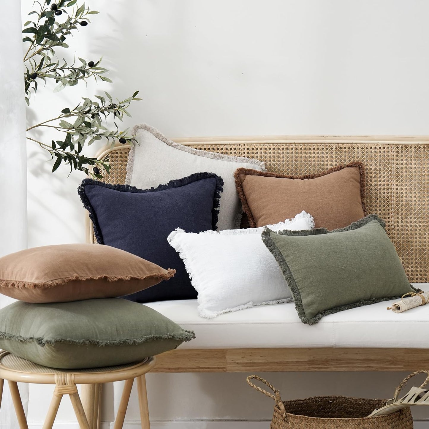 Foindtower Decorative Linen Fringe Lumbar Throw Pillow Covers Cozy Boho Farmhouse Cushion Cover with Tassel Soft Accent Pillowcase for Sofa Bed Living Room Home Decor, 12×20 Inch, 1PC, Olive Green