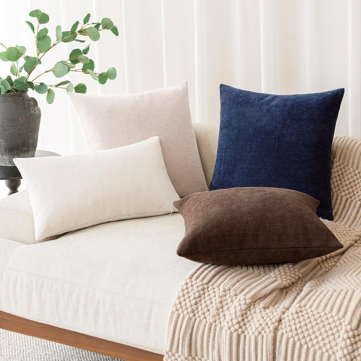 Foindtower Set of 2 Soft Textured Chenille Throw Decorative Pillow Covers Square Accent Solid Cushion Cover Cozy Neutral Farmhouse Pillow Case for Couch Sofa Bedroom Living Room 20x20 Inch, Chocolate