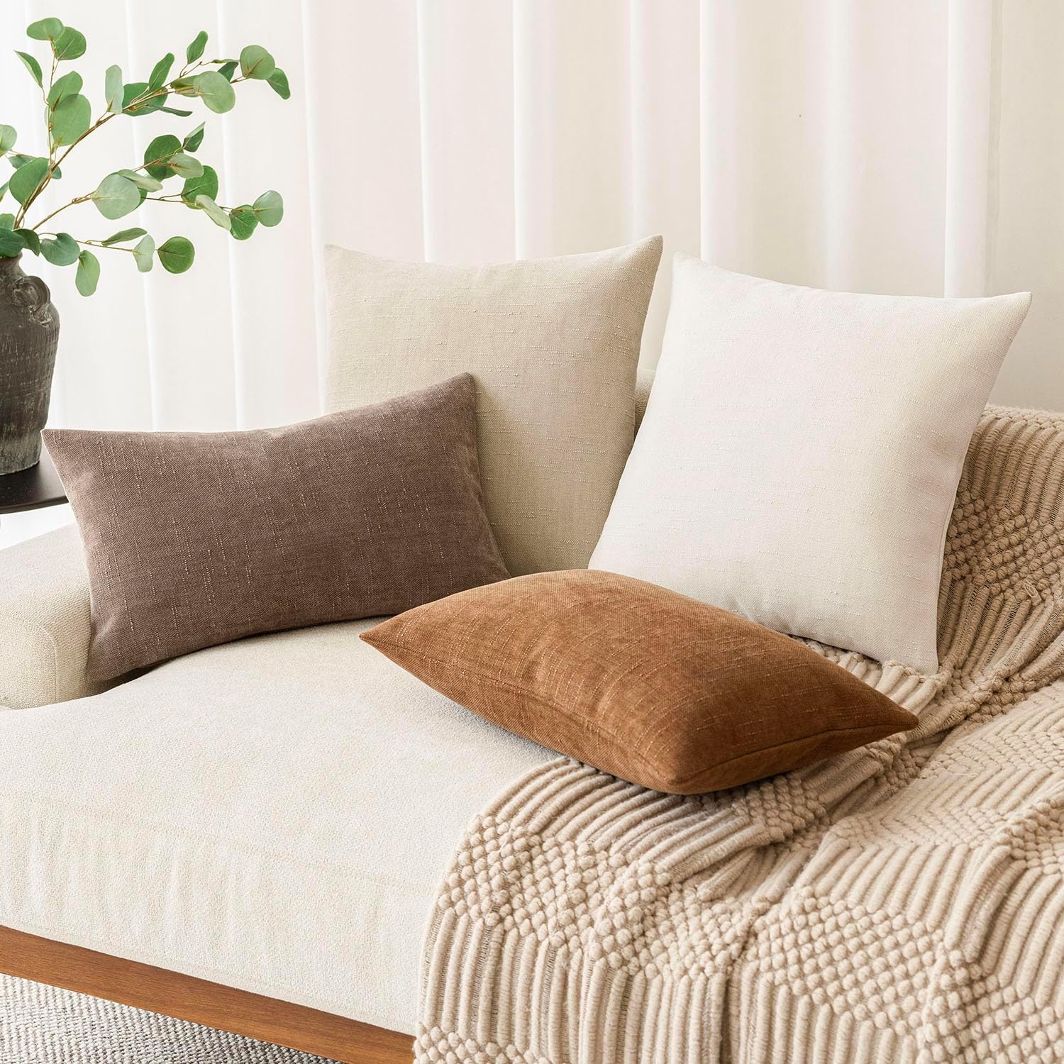 Foindtower Pack of 2 Soft Textured Throw Decorative Pillow Covers Square Accent Solid Cushion Cover Cozy Neutral Farmhouse Pillow Case for Couch Sofa Bedroom Living Room 20x20 Inch, Beige