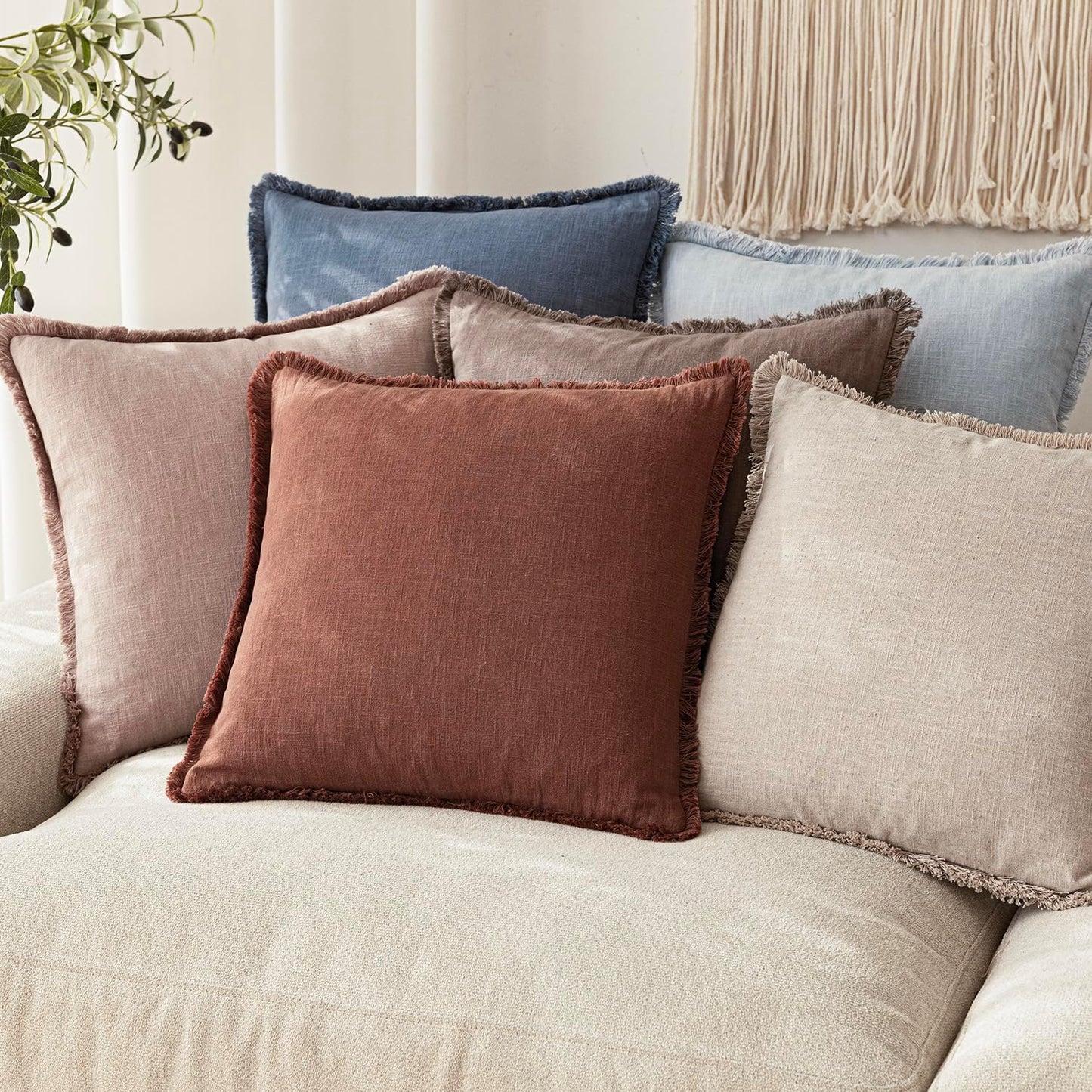 Foindtower Set of 2 Decorative Linen Fringe Lumbar Throw Pillow Covers Boho Farmhouse Cushion Cover with Tassels Soft Accent Pillowcase for Couch Sofa Bed Living Room Home Decor,12×20 Inch,Rust Red