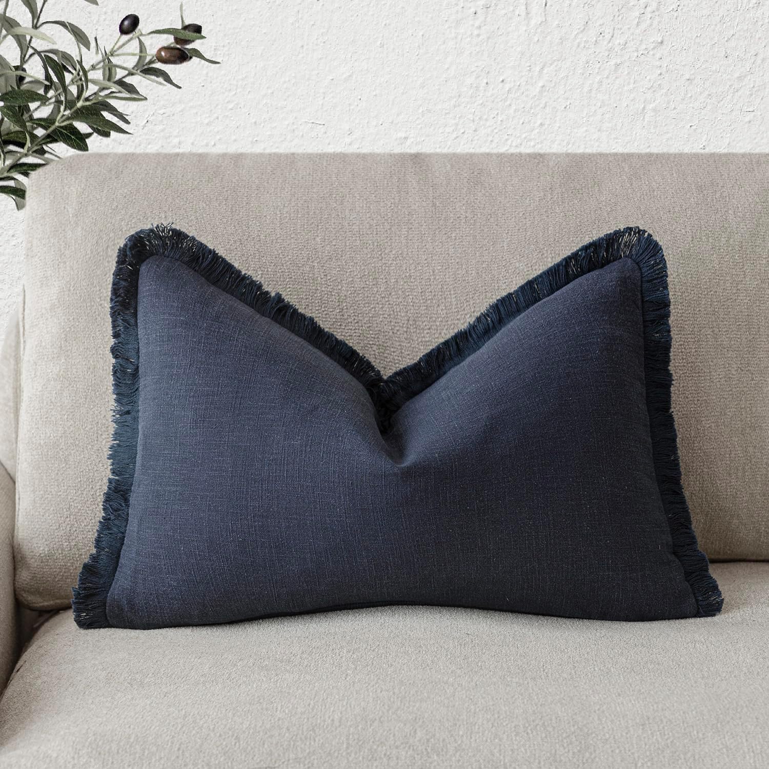 Foindtower Decorative Linen Fringe Lumbar Throw Pillow Covers Cozy Boho Farmhouse Cushion Cover with Tassel Soft Accent Pillowcase for Sofa Bed Living Room Home Decor, 12×20 Inch, 1PC, Navy Blue