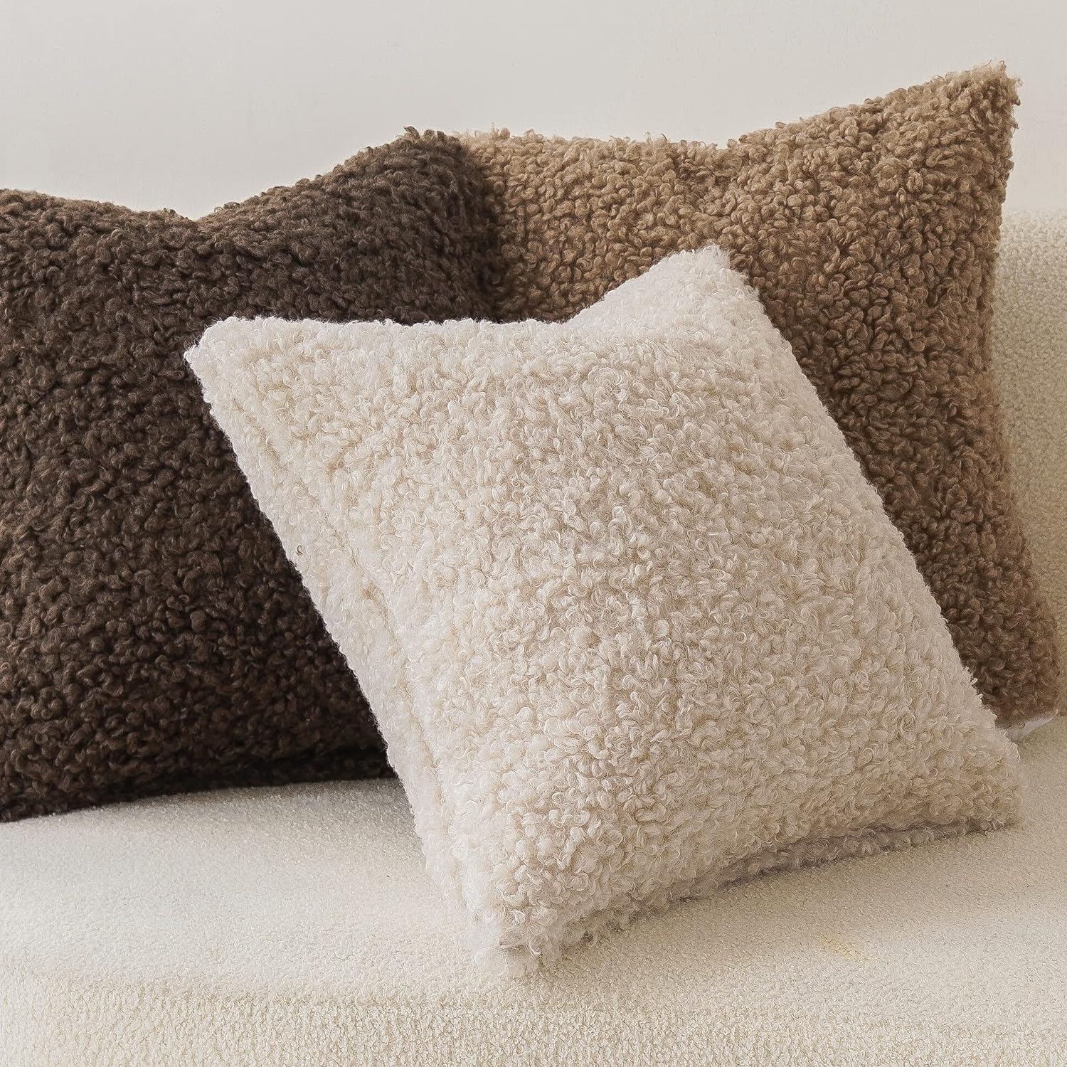 Foindtower Set of 2 Curly Teddy Wool Faux Fur Pillow Covers Decorative Boucle Textured Lumbar Throw Pillow Accent Pillowcases Sheepskin Cushion Case for for Chair and Couch 12&#34;x20&#34; Neutral Cream